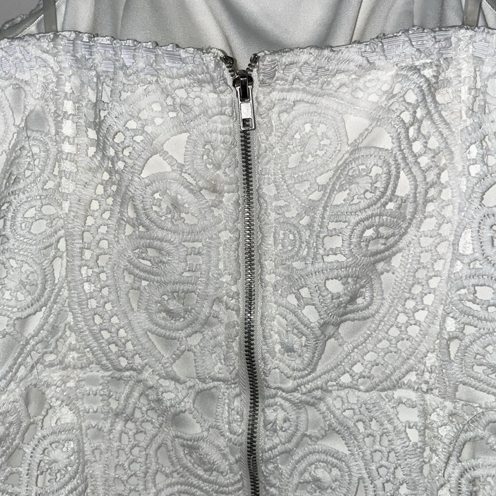 Charlotte Russe strapless dress in size small. Color- Off white - Picture 5 of 6